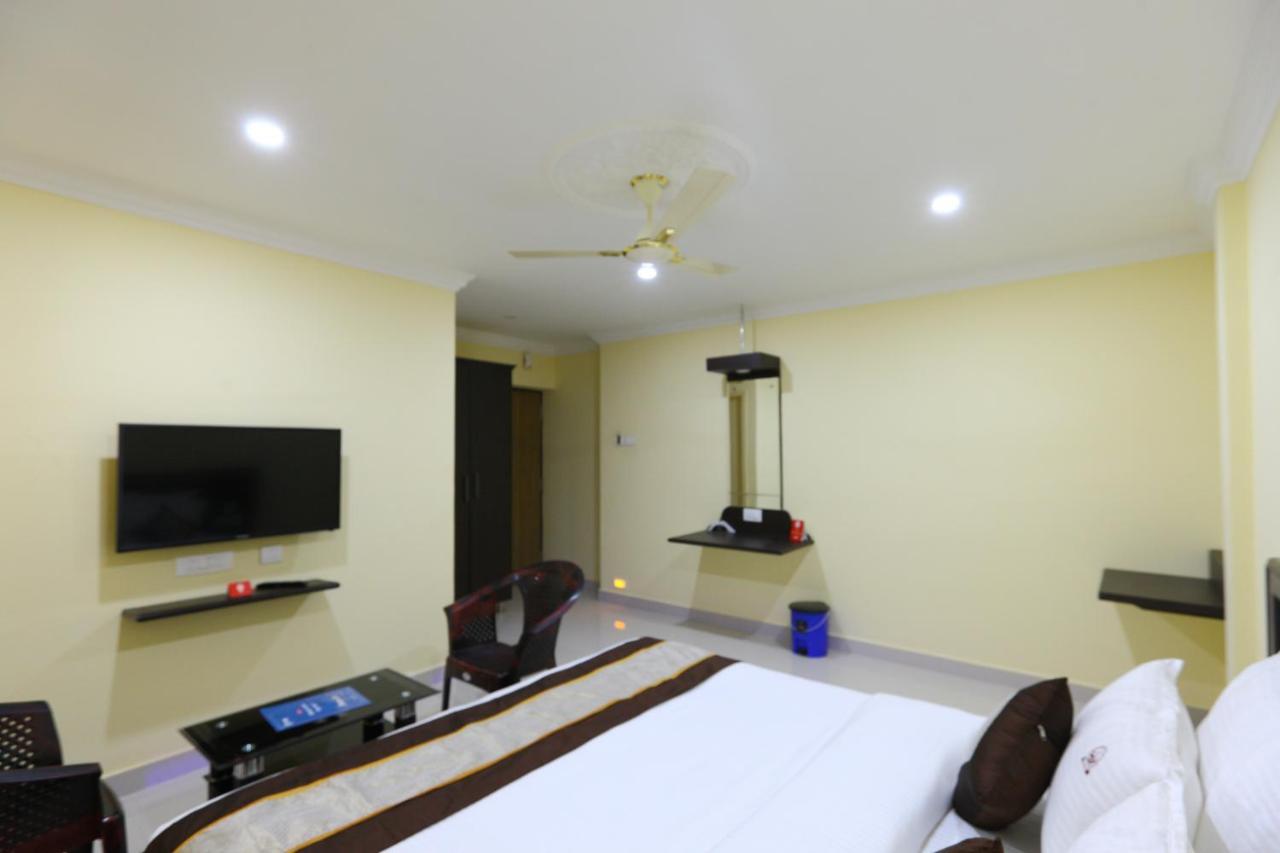 Salbala Inn - Near Alrport Chennai Exteriör bild